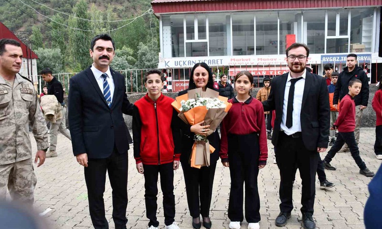 Gündemden Son Bilgiler: 12 şehidin ismi kütüphanede yaşatılacak | İşte Tüm Ayrıntılar