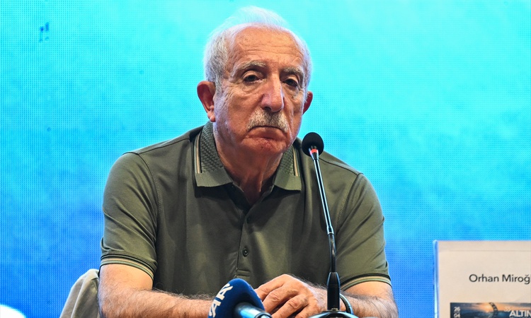 Gündemden Son Bilgiler: 33. Adana Altın Koza'da 'Posta Kutusu 213 Diyarbakır' gösterildi, söyleşi yapıldı