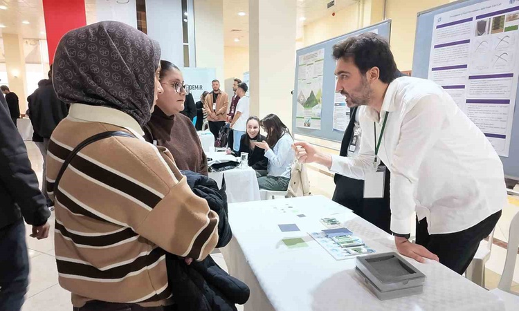 Gündemden Son Bilgiler: Afetlere dirençli şehirler için yazılım geliştiriliyor: Gelişmeler Takip Ediliyor