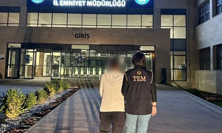 Gündemden Son Bilgiler: Afyonkarahisar'da FETÖ üyeliğinden 3 yıl 1 ay 15 gün hapisle aranan şahıs hakkında tut