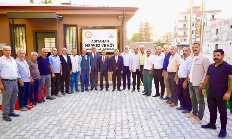 Gündemden Son Bilgiler: AK Parti Adıyaman İl Başkanı Çadır, muhtarlarla ihtiyaçları istişare etti - Son Dakika