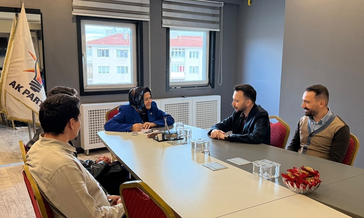 Gündemden Son Bilgiler: AK Parti Eskişehir Milletvekili Ayşen Gürcan, STK ve spor camiasıyla buluştu