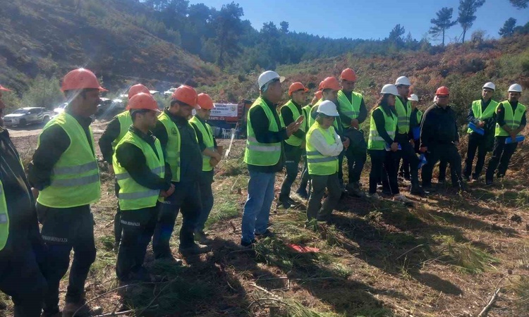 Gündemden Son Bilgiler: Akhisar'da orman personeline silvikültür ve ağaçlandırma eğitimi resmen start aldı | İ