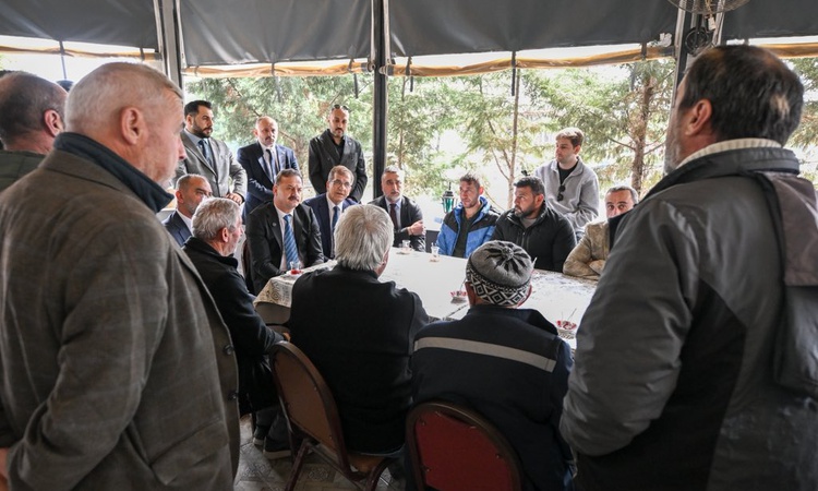 Gündemden Son Bilgiler: Anahtar Parti Genel Başkanı Ağıralioğlu, Sakarya'da selzedelere geçmiş olsun dedi | İş