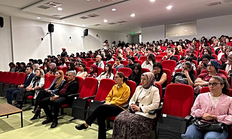 Gündemden Son Bilgiler: Ankara Üniversitesi Beypazarı MYO'da 2026-2027 uyum programı gerçekleştirildi