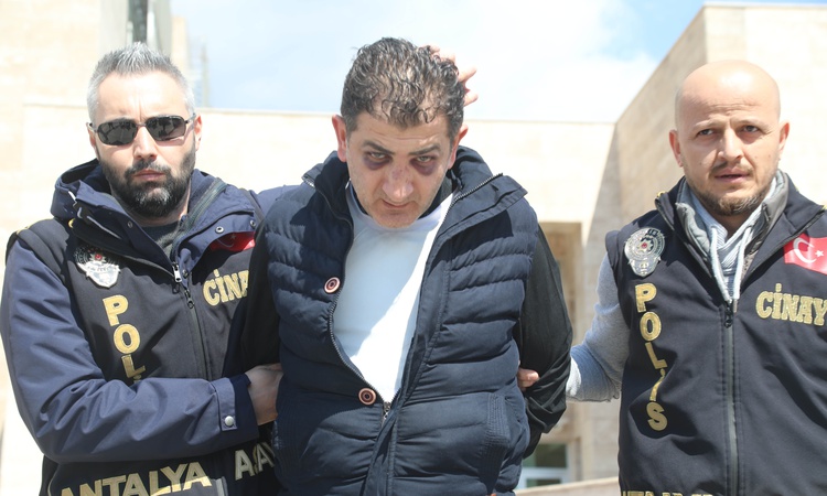 Gündemden Son Bilgiler: Antalya'da broşür kavgasında kasten öldüren sanık 16 yıl 8 ay hapis cezası aldı ve Mer