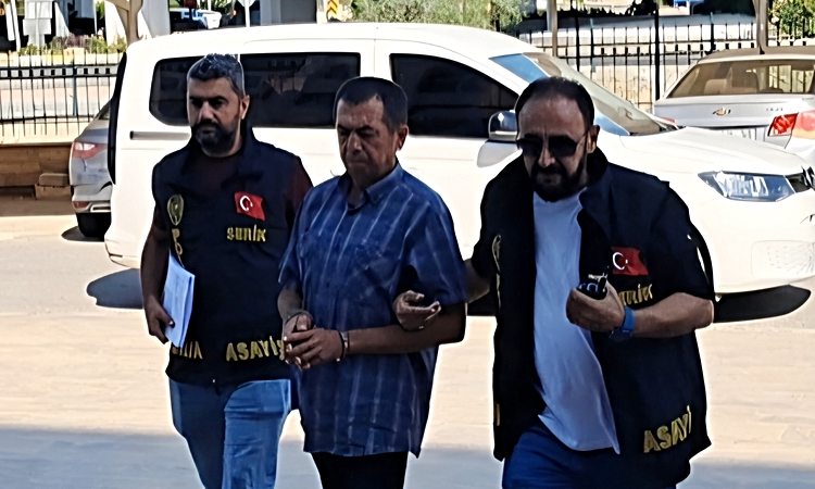 Gündemden Son Bilgiler: Antalya Serik'te garajdaki otomobili ateşe verdiği iddiasıyla şüpheli hakkında tutukla