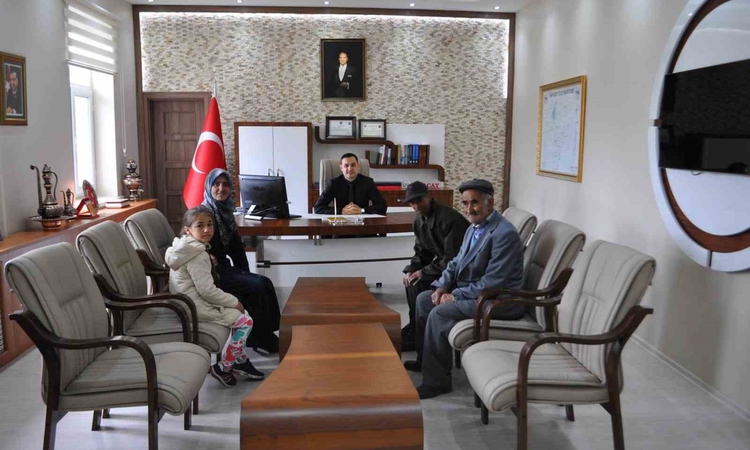 Gündemden Son Bilgiler: Arpaçay'da askerlik yapamayan Fatih Demir'e Jandarma temsili yemin töreni düzenledi: G