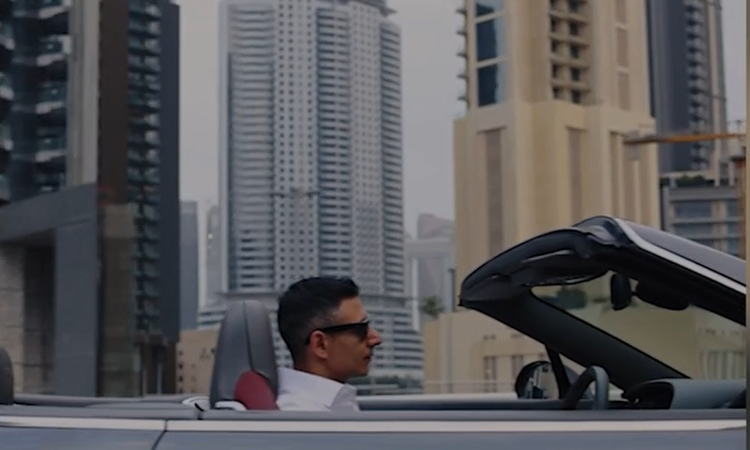 Gündemden Son Bilgiler: Avukat Efe Tanay'dan sıra dışı yolculuk: Dubai'den İstanbul'a araba ile 8 bin kilometr