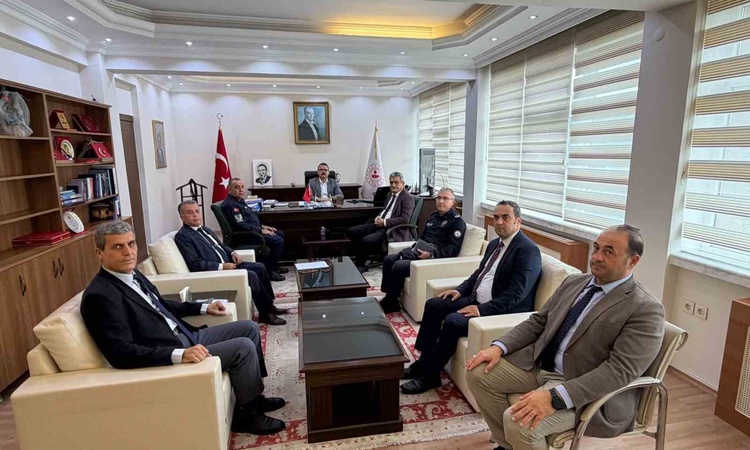 Gündemden Son Bilgiler: Aydın Sultanhisar'da 29 Ekim hazırlıkları Kaymakam Ateş başkanlığında görüşüldü - Son