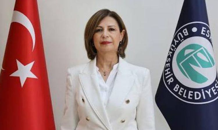 Gündemden Son Bilgiler: Ayşe Ünlüce kimdir, hangi partiden, neden istifa etti? Eskişehir Büyükşehir Belediye B
