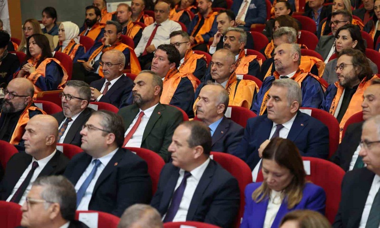Gündemden Son Bilgiler: BARÜ Rektörü Akkaya, Sinop'ta YÖK Başkanı Özvar'ın katıldığı etkinliklerde yer aldı -