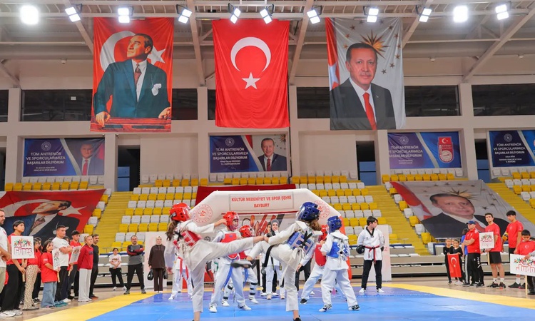 Gündemden Son Bilgiler: Bayburt, Amatör Spor Haftası'nda 2025 il karnesinde Türkiye ikincisi oldu