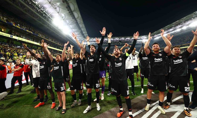 Gündemden Son Bilgiler: Beşiktaş, Fenerbahçe'yi Deplasmanda 2-1 Yendi | İşte Tüm Ayrıntılar