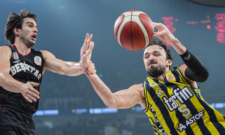 Gündemden Son Bilgiler: Beşiktaş'ı mağlup eden Fenerbahçe, Cumhurbaşkanlığı Kupası'nda şampiyon - Son Dakika B