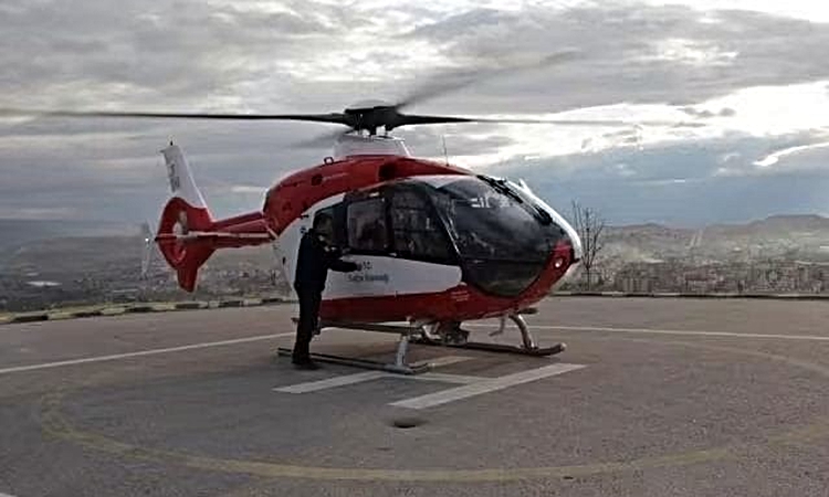 Gündemden Son Bilgiler: Beypazarı'ndaki kalp krizi hastası hava ambulansıyla Ankara'ya yetiştirildi: Gelişmele