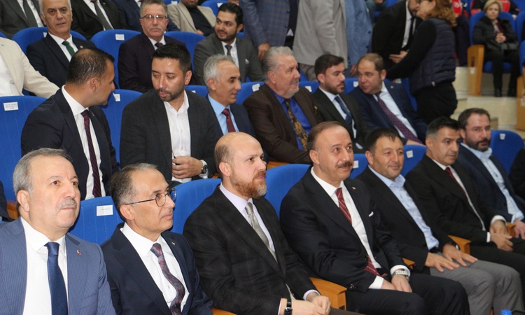 Gündemden Son Bilgiler: Bilal Erdoğan: Gerçek başarı, sabır, emek ve süreklilik ister - Son Dakika Bilgileri