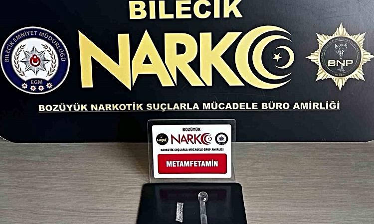 Gündemden Son Bilgiler: Bilecik Bozüyük'te metamfetamin ele geçirildi, 1 şüpheli yakalandı - Son Dakika Bilgil