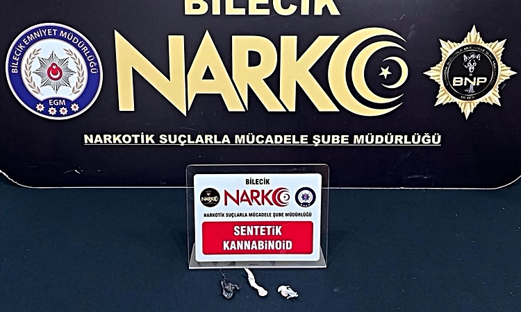 Gündemden Son Bilgiler: Bilecik merkezinde ve Bozüyük'te uyuşturucu operasyonunda 4 şüpheli yakalanarak gözalt