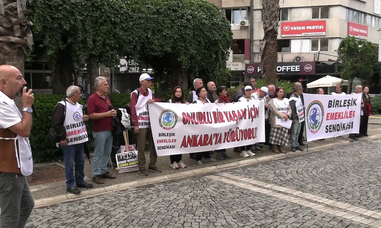 Gündemden Son Bilgiler: Birleşik Emekliler Sendikası İzmir'den Ankara'ya 2027 bütçesi için yürüyüş başlattı |