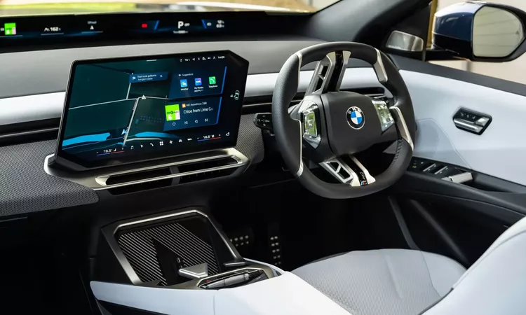 Gündemden Son Bilgiler: BMW'den tartışma yaratan karar: Fiziksel düğmeler azalıyor: Gelişmeler Takip Ediliyor