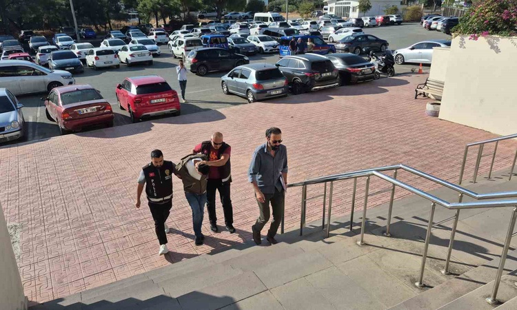 Gündemden Son Bilgiler: Bodrum'da arkadaşını 3 kez bıçakla öldürdüğü iddia edilen F.D. adliyeye sevk edildi -