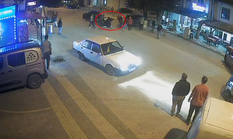 Gündemden Son Bilgiler: Bolu Mengen'de 64 yaşındaki esnaf araçtan indirilip darbedildi, 1 kişi hakkında tutukl