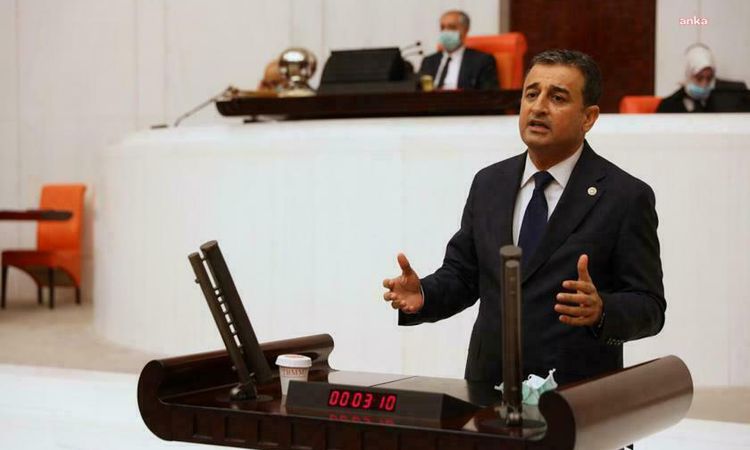 Gündemden Son Bilgiler: Burhanettin Bulut'tan Çakır ve Aksu'nun tutuklanmasına tepki: Emekçinin sesi tutuklana