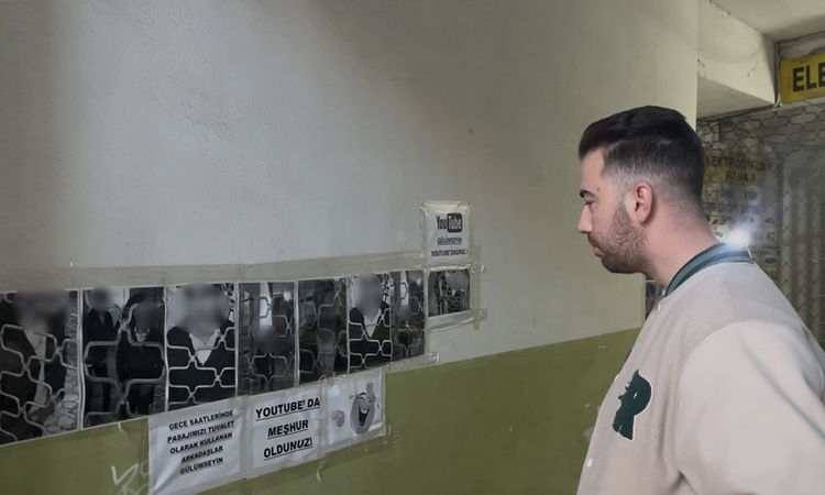 Gündemden Son Bilgiler: Bursa Osmangazi'de pasaj sahibi, tuvaletini yapanların fotoğraflarını duvara astı