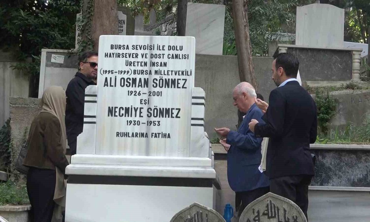 Gündemden Son Bilgiler: Bursalı iş insanı Ali Osman Sönmez, 25. ölüm yıl dönümünde Emirsultan'da anıldı - Son