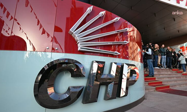 Gündemden Son Bilgiler: CHP kongre takvimi üye listelerindeki aksaklık nedeniyle en az 15 gün ertelendi - Son