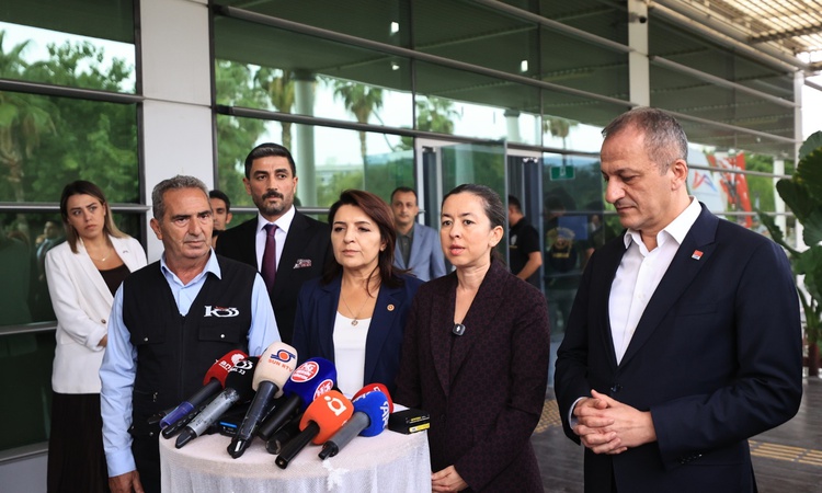 Gündemden Son Bilgiler: CHP'nin adayı Gülşah Yıldırım Genç, Mersin Büyükşehir Belediye Başkan Vekili seçildi: