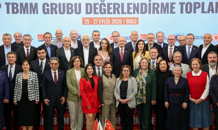 Gündemden Son Bilgiler: CHP'nin Bolu Abant kampı, güçlendirilmiş parlamenter sistem çağrısıyla sona erdi.: Gel