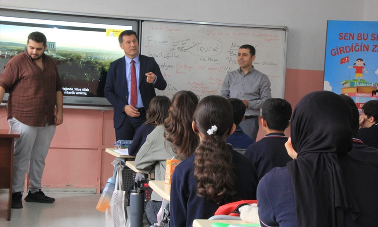 Gündemden Son Bilgiler: Cizre Milli Eğitim Müdürü İke, LGS öğrencilerine sosyal medya tavsiyesi verdi: Gelişme