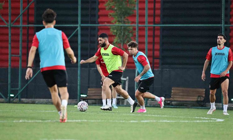 Gündemden Son Bilgiler: Çorum FK, Beşiktaş Maçı Hazırlıklarına resmen start aldı: Gelişmeler Takip Ediliyor