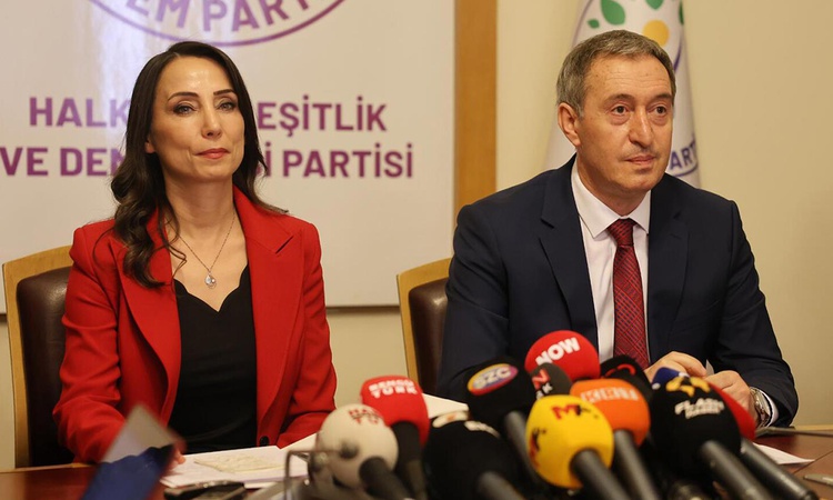 Gündemden Son Bilgiler: DEM Parti'den peş peşe Halk TV tepkisi! Çok sert sözler