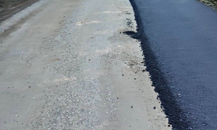 Gündemden Son Bilgiler: Demirköy'de Yeşilce-Hamdibey yolu için sıcak asfalt çalışması başlatıldı