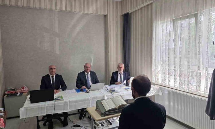 Gündemden Son Bilgiler: Diyanet'in 2027 hac görevlileri Afyonkarahisar'da mülakatla belirlenecek: Gelişmeler T