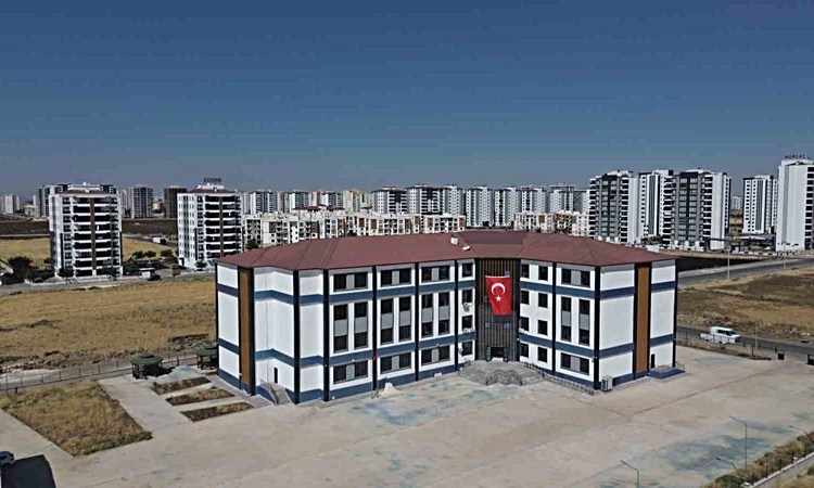 Gündemden Son Bilgiler: Diyarbakır'da 2026-2027 eğitim öğretim yılı 460 bin öğrenciyle resmen start aldı ve Me