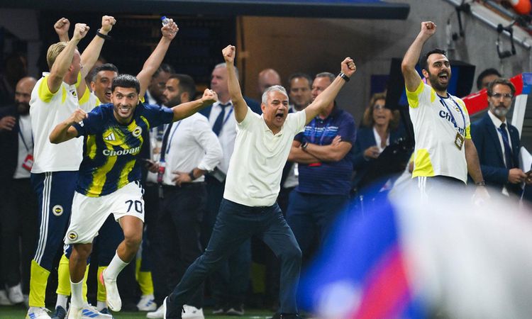 Gündemden Son Bilgiler: Dünya Fenerbahçe'yi konuşuyor: Lyon şaşkına döndü: Gelişmeler Takip Ediliyor
