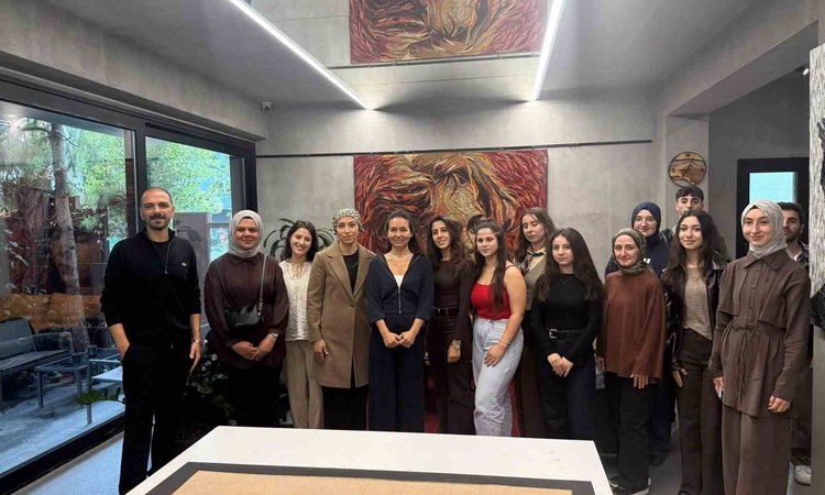 Gündemden Son Bilgiler: Düzce'de gençler ÜNİDES projesiyle atıklardan yapılan sanat eserlerini inceledi