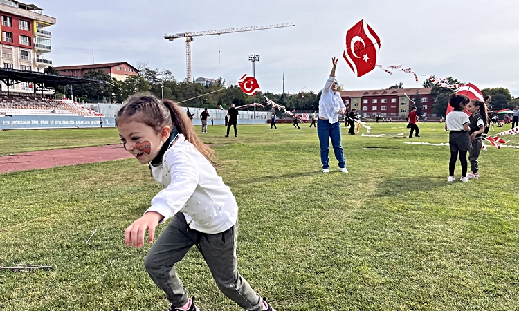 Gündemden Son Bilgiler: Edirne’de çocuklar, Gazze’de barış için uçurtma uçurdu ve Merak Edilenler
