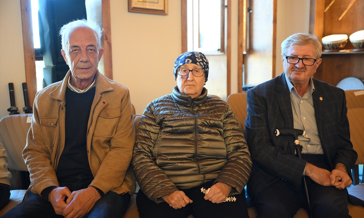 Gündemden Son Bilgiler: Edirne Mevlevihanesi 101 yıl sonra Bakan Ersoy'un katılımıyla açıldı ve Merak Edilenle
