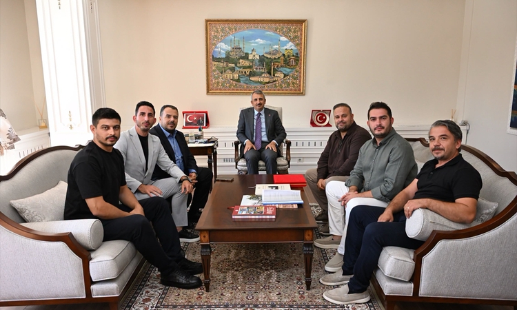 Gündemden Son Bilgiler: Edirne Valisi Sezer, Tuncaspor Kulübü yönetimini kabul etti - Son Dakika Bilgileri