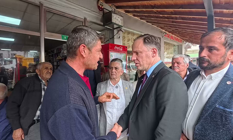 Gündemden Son Bilgiler: Erfelek'te AK Parti üyesi fındık üreticisi, tüccarın 170 liradan aldığını söyledi | İş