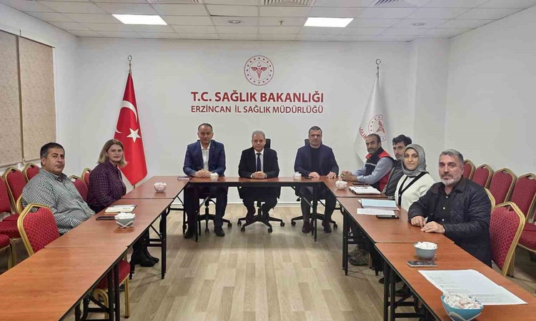 Gündemden Son Bilgiler: Erzincan İl Sağlık Müdürlüğünde Dr. Cihan Tekin başkanlığında İSG toplantısı yapıldı |