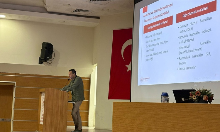 Gündemden Son Bilgiler: Eskişehir'de 90 aile sağlığı çalışanı için gebe ve kadın sağlığı eğitimi resmen start
