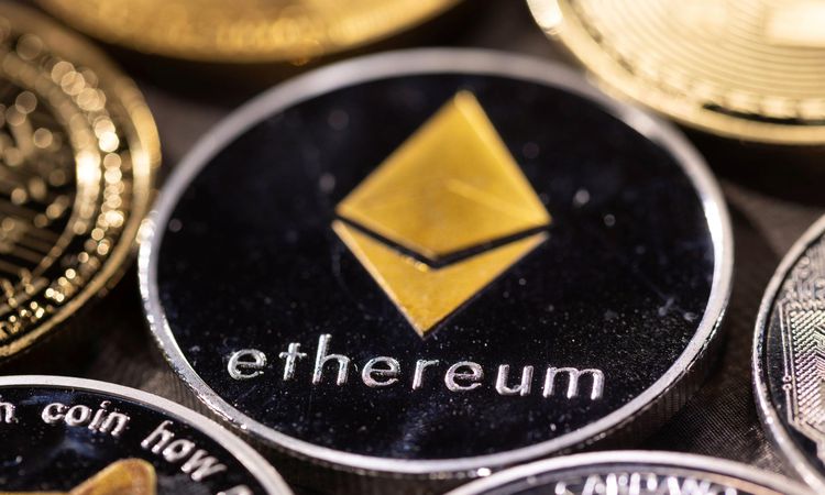 Gündemden Son Bilgiler: Ethereum için iki zıt sinyal: Yön ne olacak?