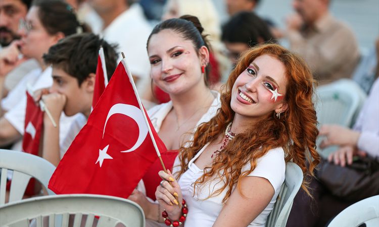 Gündemden Son Bilgiler: Filenin Sultanları İçin Meydanlarda Büyük Coşku - Son Dakika Bilgileri