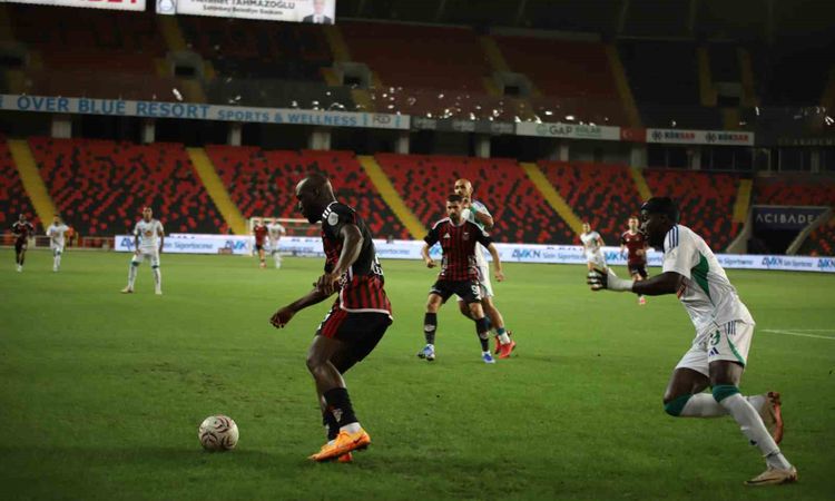 Gündemden Son Bilgiler: Gaziantep FK 0-1 Çaykur Rizespor (15. dakika) ve Merak Edilenler